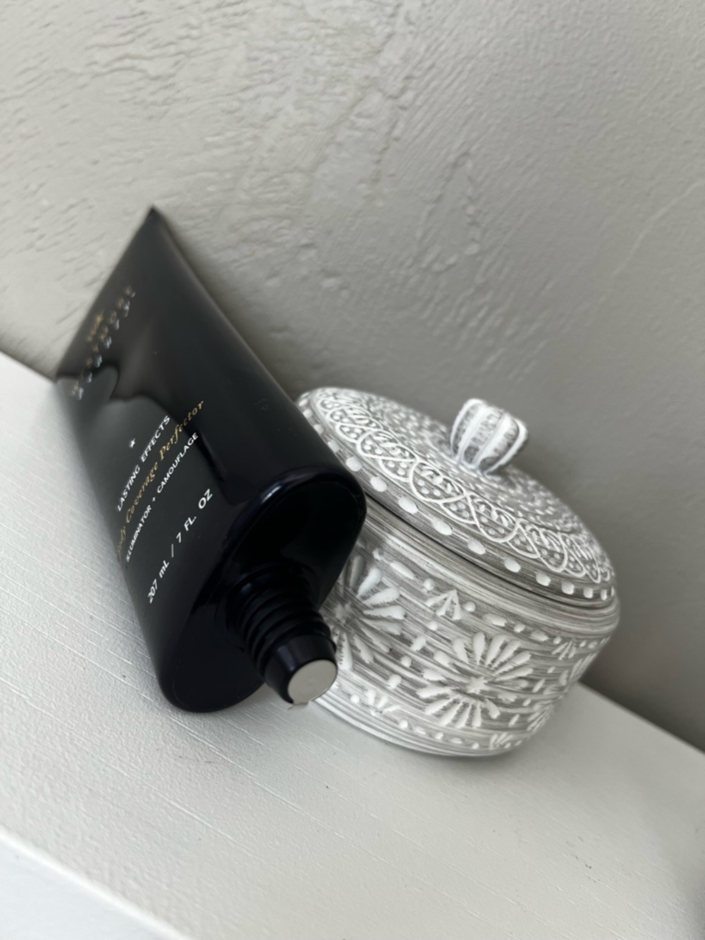 Lasting Effects Body Coverage Perfector - - Picture 2 of 3